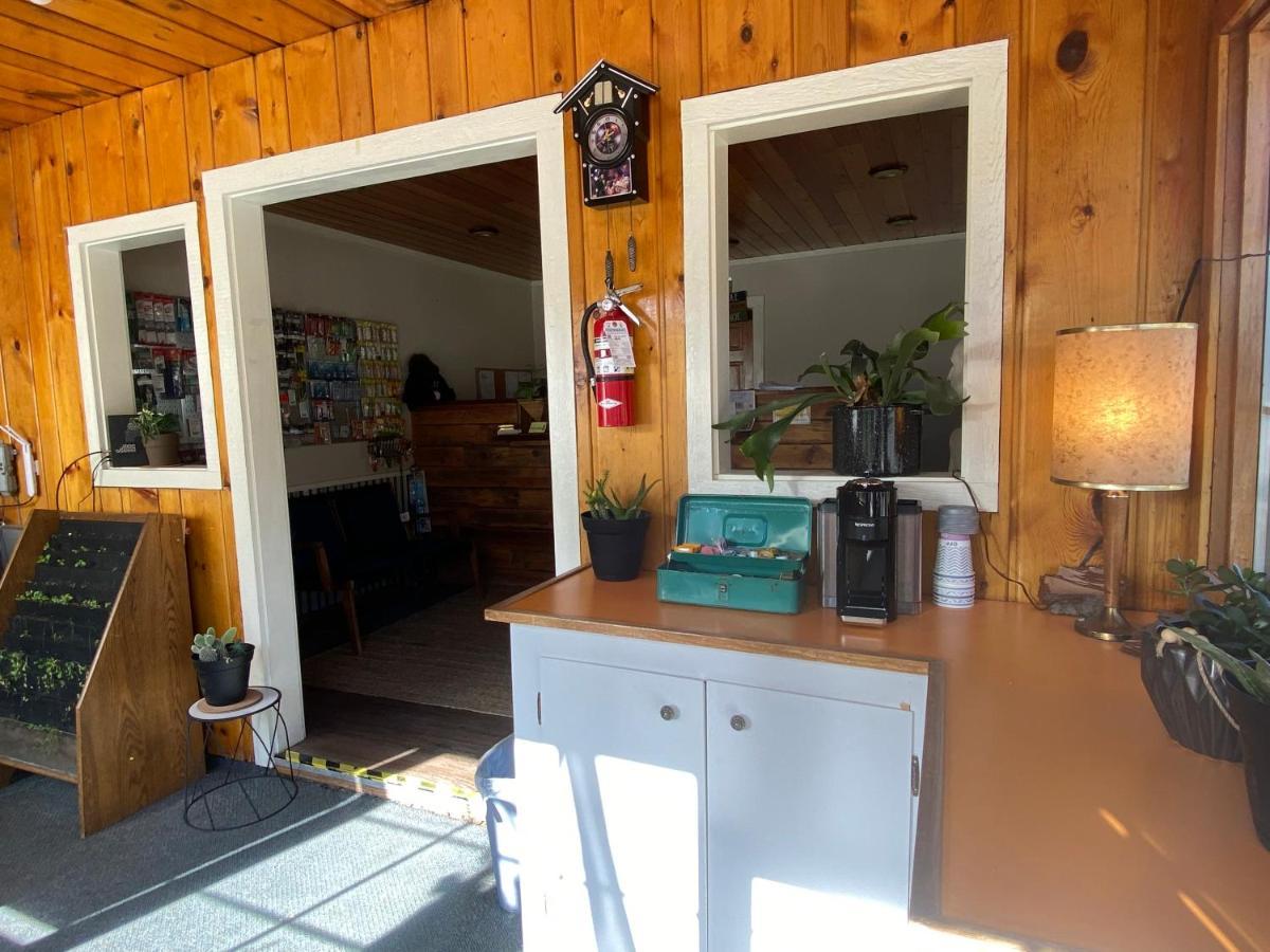 Columbia Point Resort Kettle Falls 外观 照片