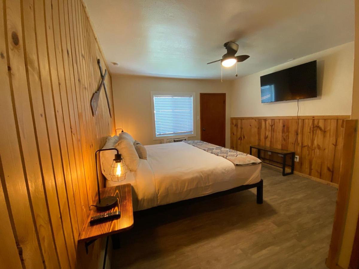 Columbia Point Resort Kettle Falls 外观 照片